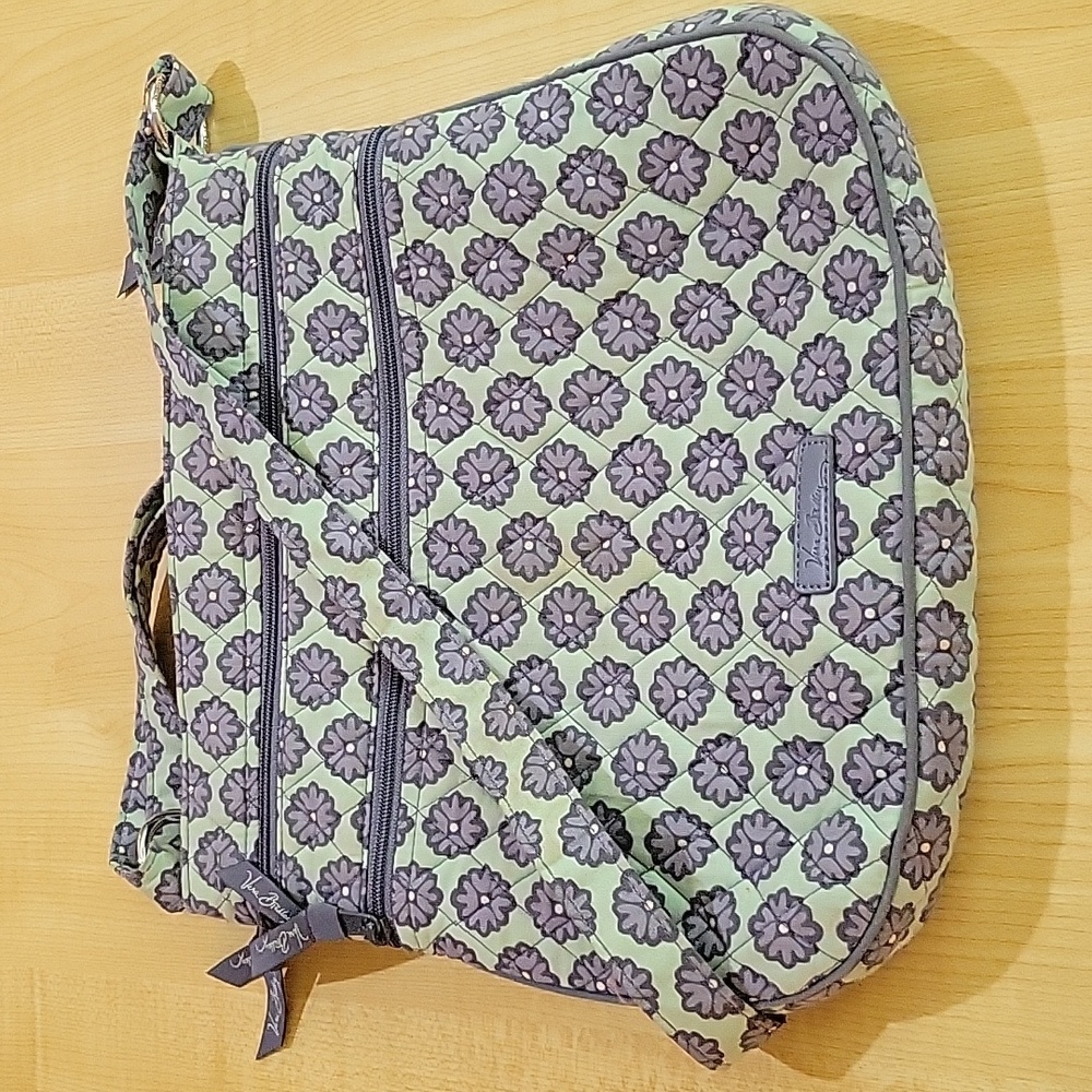 Vera Bradley purse in Nomadic Blossoms pattern